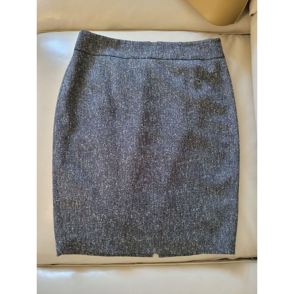 Ann Taylor | Charcoal Gray Pencil Skirt | Size 0P | Womens